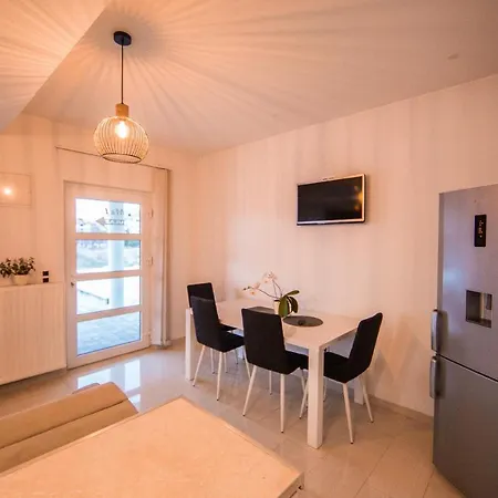 Apartman Nina